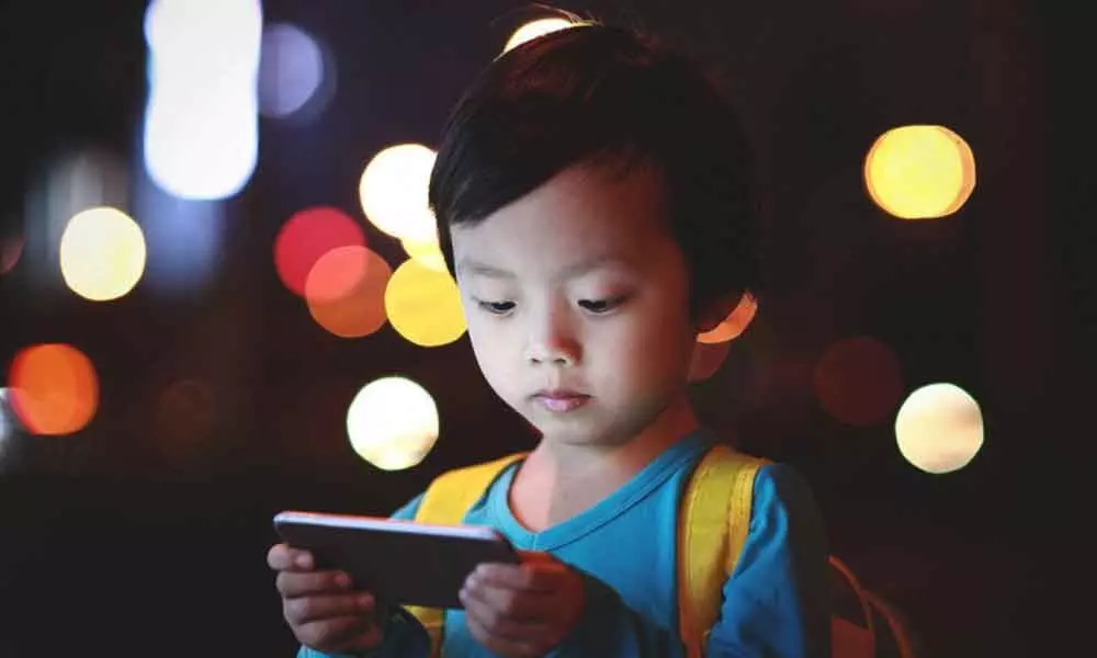 More screen time adversely affect development in kids