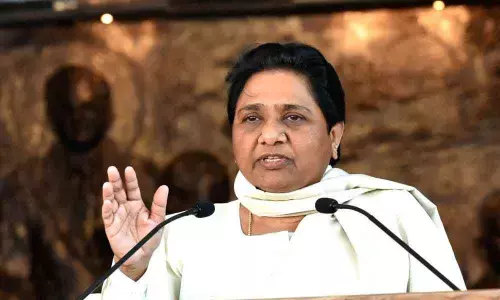 Mayawati slams Priyanka for ignoring Kota hospital tragedy