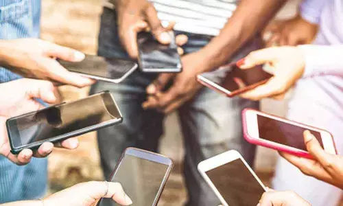 Mobile handset makers seek 12% GST on inputs