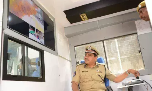 Rachakonda CP inaugurates AV, command control vans