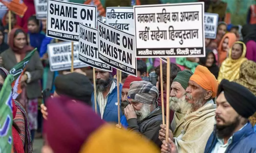 Massive protest at Pak High Commission in Delhi against attack on Nankana Sahib Gurdwara