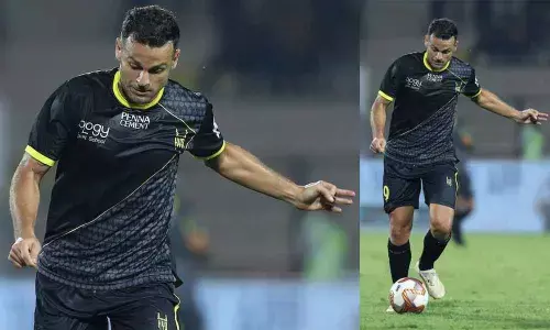 Time running out for lowly Kerala, Hyderabad