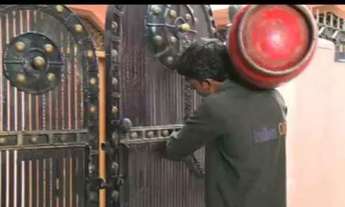 Homemakers reactions on hike in LPG price