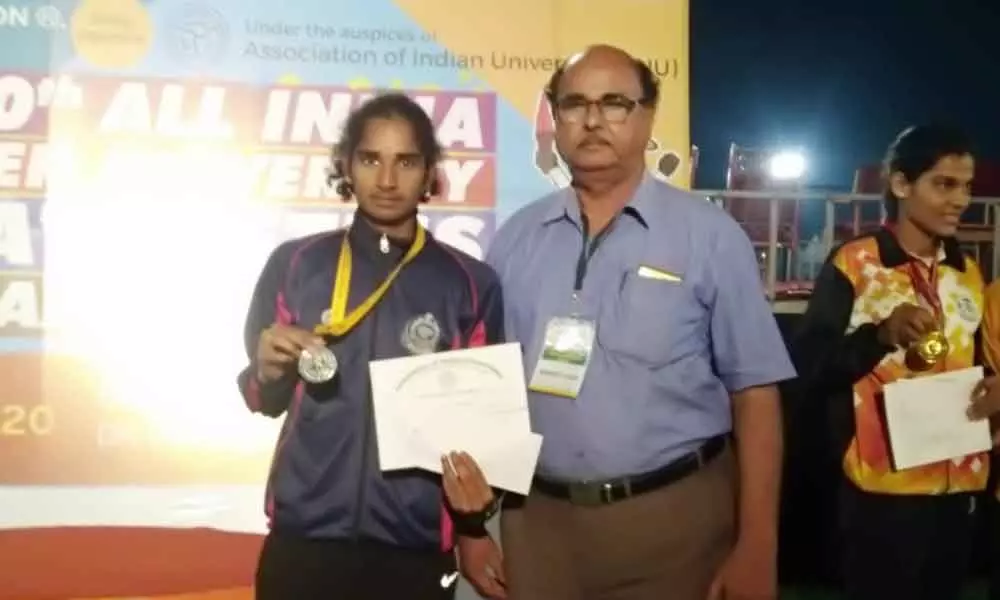 Mahbubnagar: Palamuru University students shine at inter-varsity sports meet in Karnataka