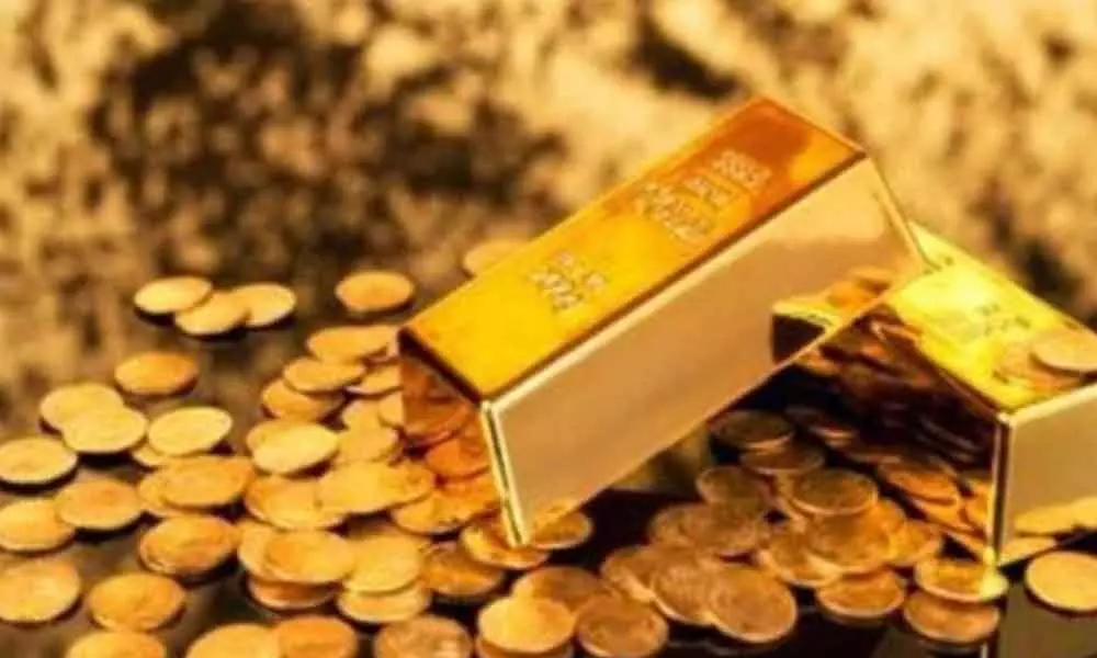 Gold prices zoom by Rs 720 per 10 gram