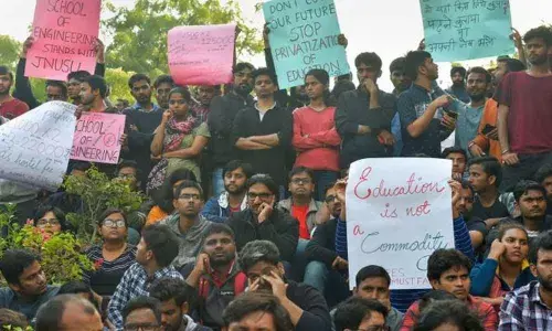 JNU Violence: Varsity Officials Send Report To HRD Ministry, Political Blame Game Blurs Picture