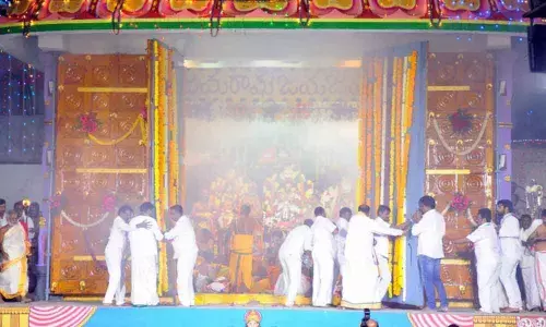 Bhadrachalam: Thousands throng Bhadradri for Uttara Dwara Darshanam