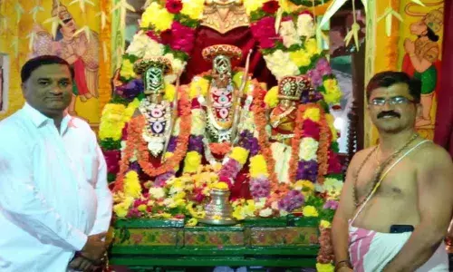 Temple throngs with devout