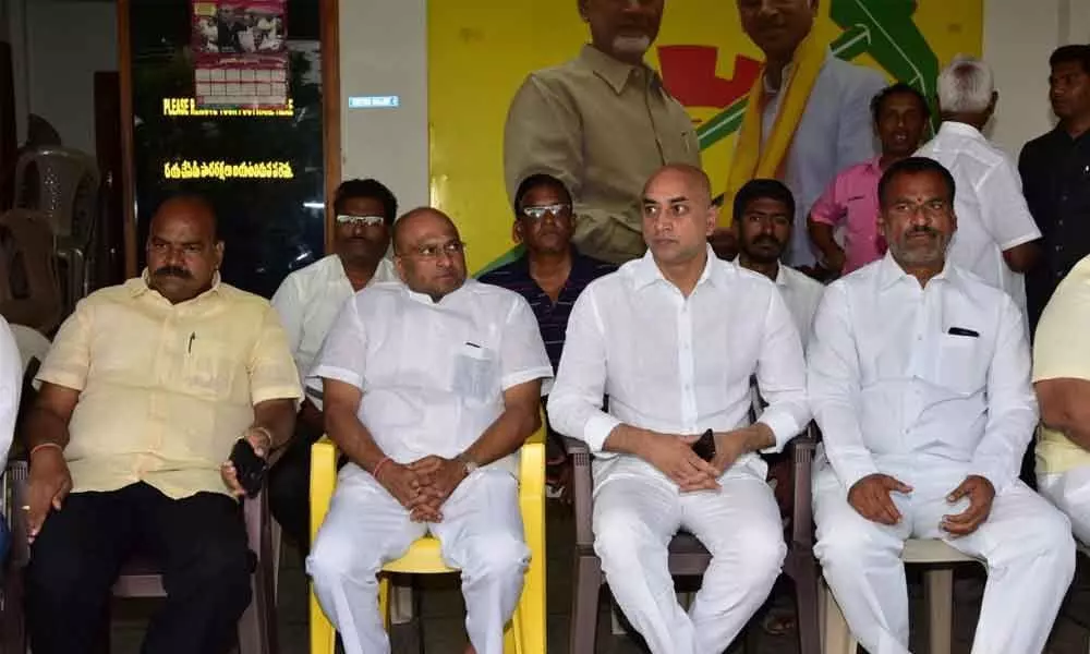 Black day, says Galla Jayadev after police stops protest against three capitals