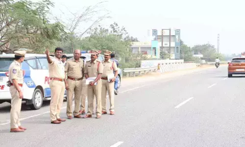Suryapet: Cops told to take steps to avert accidents on NH 65