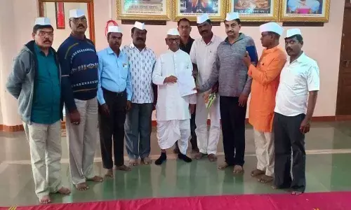 Anna Hazare to unveil Gandhi statue in hyderabad city