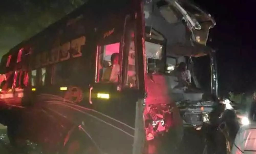 Two died and 25 injured in a State-run and private bus collision at Chittoor