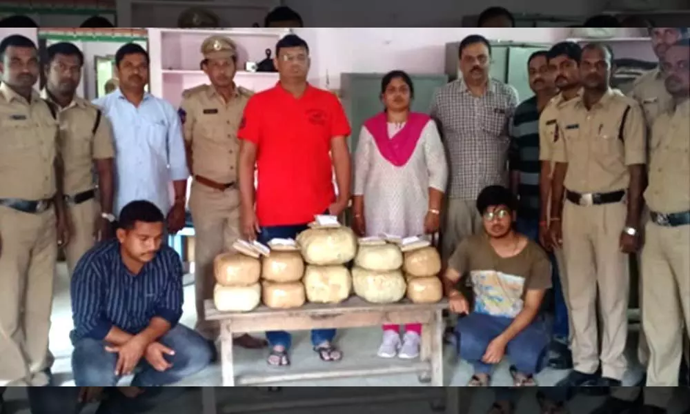 2 held in Hyderabad for smuggling ganja
