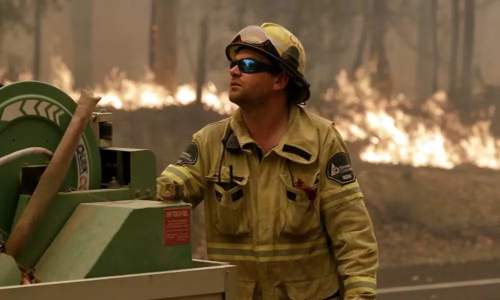 Australia bushfire crisis: 24 killed, over 6 million hectares of land burned
