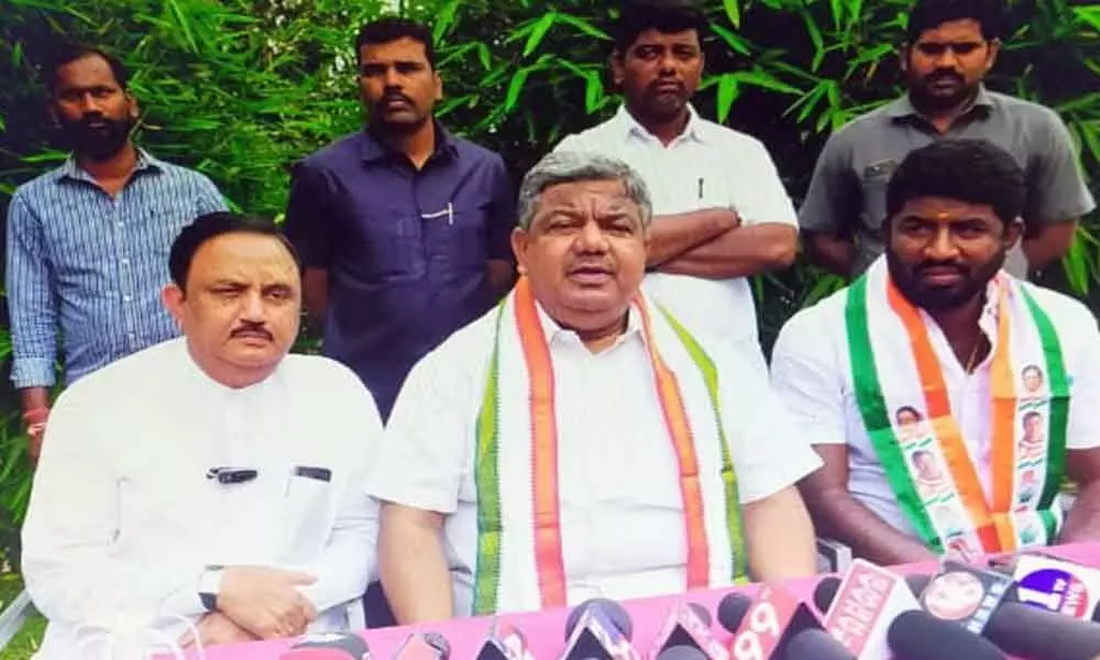 KTR responsible for shabby condition of municipalities: Congress