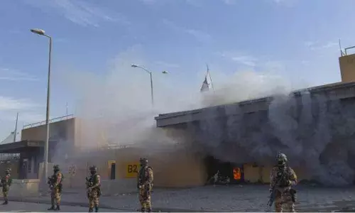 Two rockets hit Iraqi capitals Green Zone: Security sources Two rockets hit Iraqi capitals Green Zone: Security sources