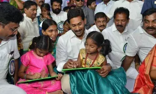 Andhra Pradesh: Jagananna Amma Vodi scheme to begin today in Chittoor