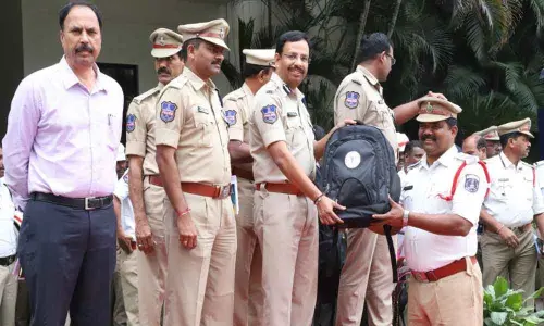 Traffic kits supplied to cops