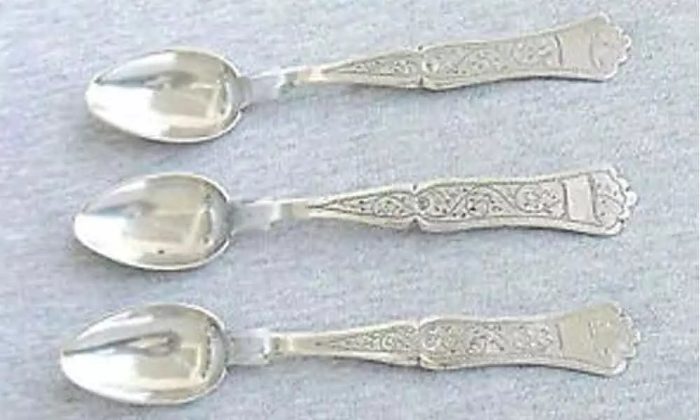 Benefits and Types of Silver ware for Babies