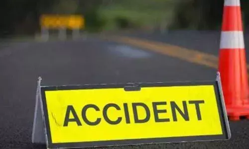 25 Gujarat pilgrims injured in bus mishap