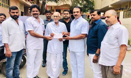 MLA Devireddy Sudheer Reddy presents CMRF cheque at LB Nagar