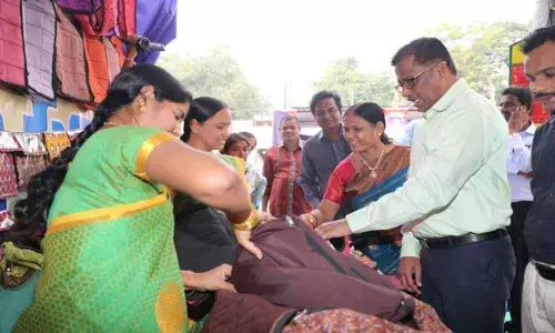 SCCL Director inaugurates Singareni Seva Samithi stall at Numaish