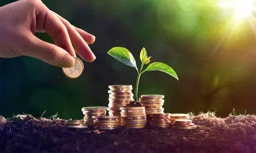 Shriram Transport Finance raises Rs 3,556 crore