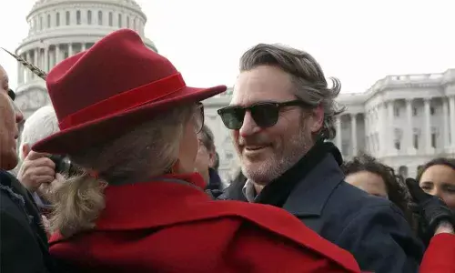 Martin Sheen recites Tagores Where the Mind Is Without Fear