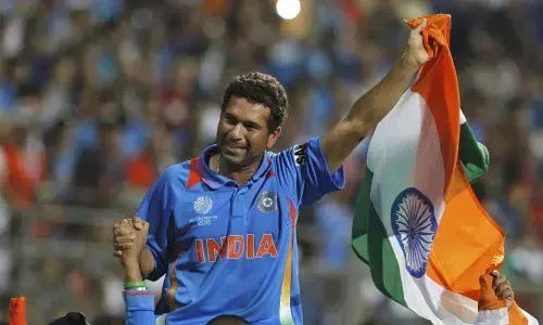 Tendulkars 2011 WC win moment shortlisted for Laureus award