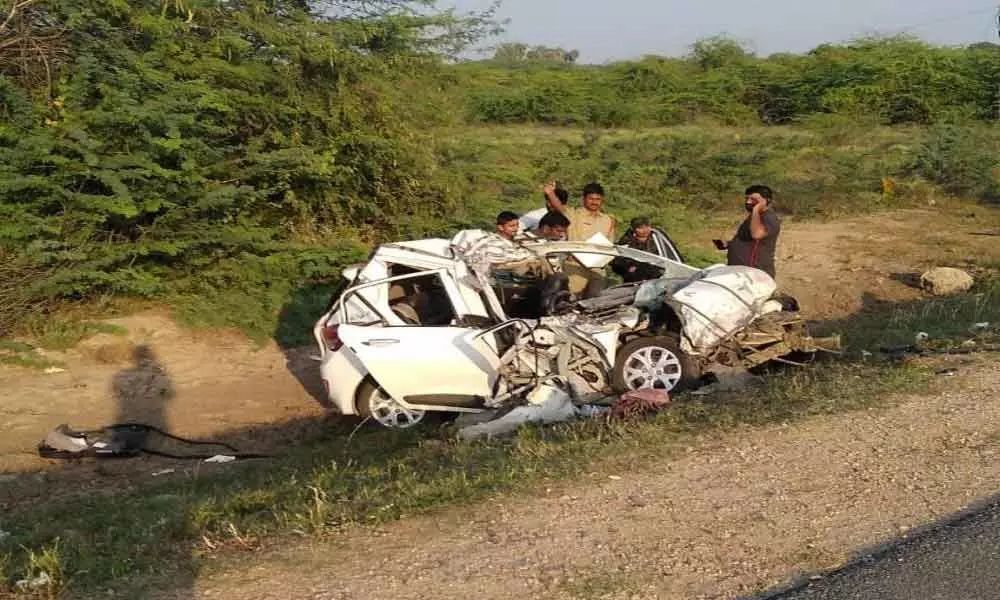 Slain gangster Nayeems niece dies after car turns turtle in Nalgonda