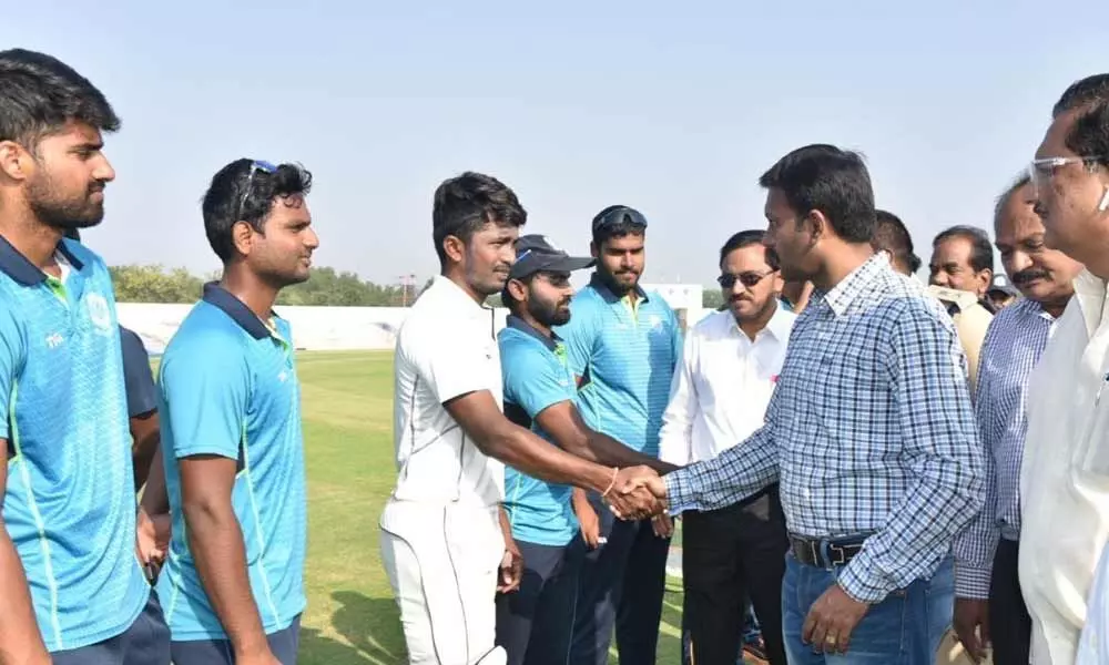 Inter state crickrt tournament begins in Kadapa