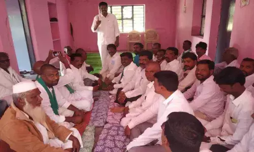 Kamareddy: TRS flag must fly in Banswada municipality