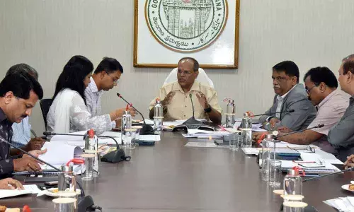 Chief Secretary Somesh Kumar prods babus on SWM report