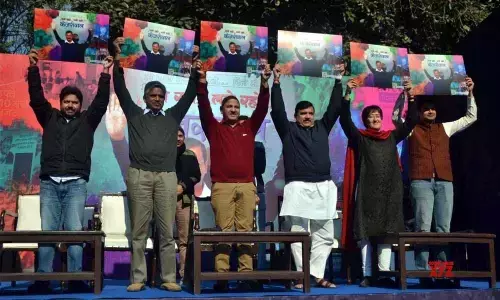 AAP files complaint against Delhi Congress