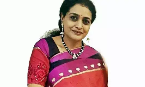 Amaravati: Nandamuri Suhasini demands YSRCP govt to prove the Insider Trading charges on TDP