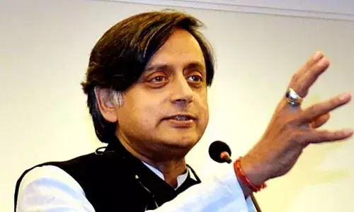 Shashi Tharoor apologises for power without responsibility remark on Kejriwal
