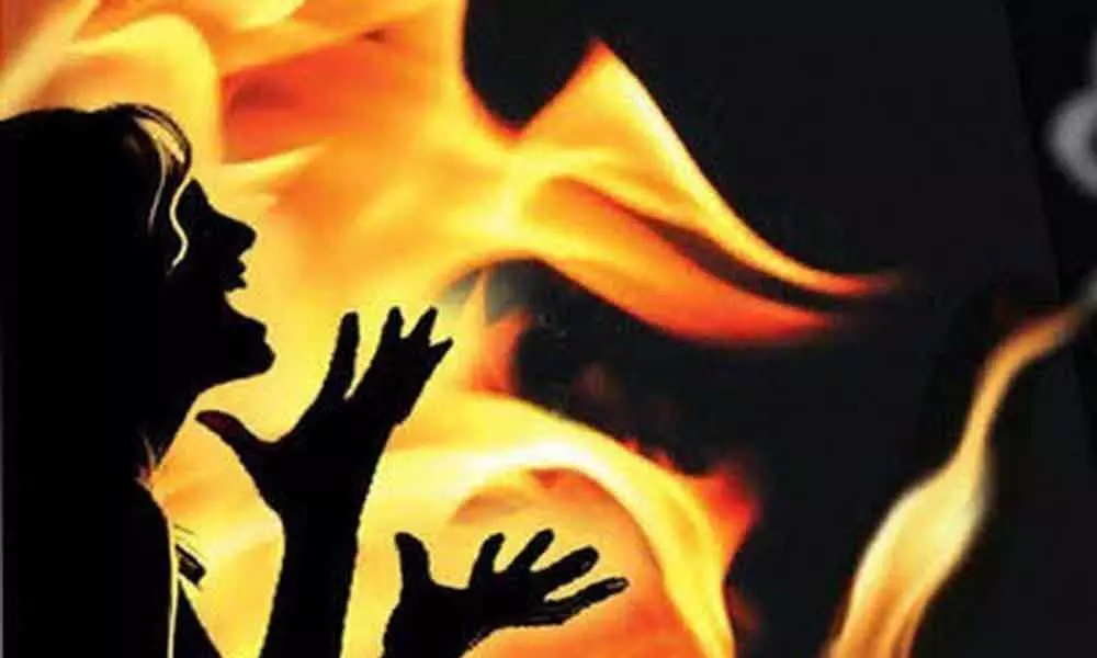 Woman set on fire before three days of her wedding in Punjab