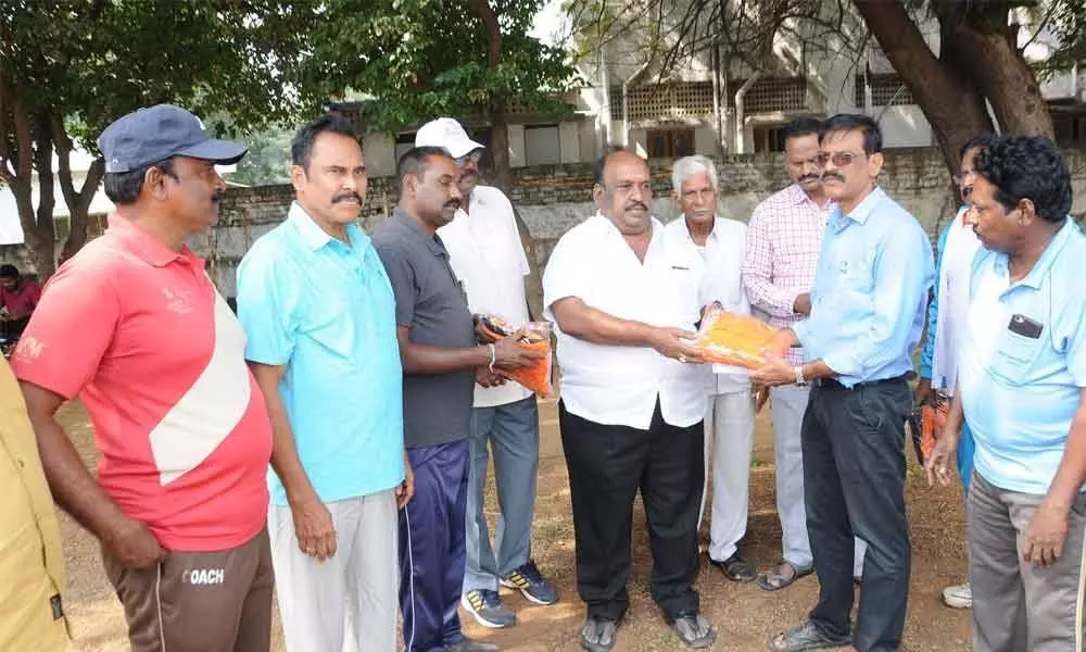 T-shirts distributed to players in Guntur