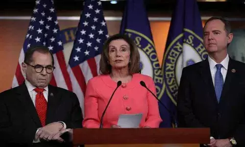 US House sends Trump impeachment charges to Senate for trial