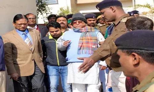Lalu Prasad appears before CBI court in Ranchi