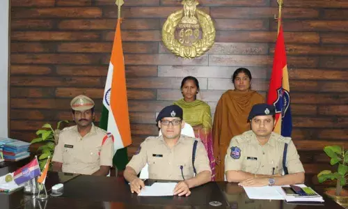 Kothagudem: Maoist commander surrenders to police