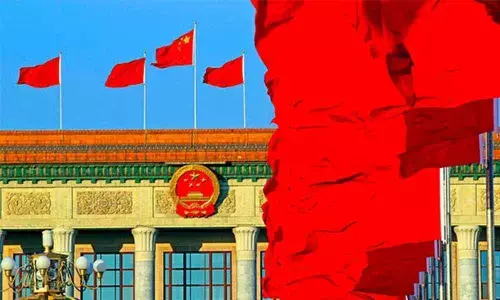 Chinas economy slumps to 6.1%