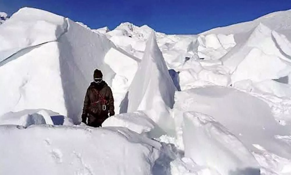 South Koreans among seven missing in Himalayan avalanche