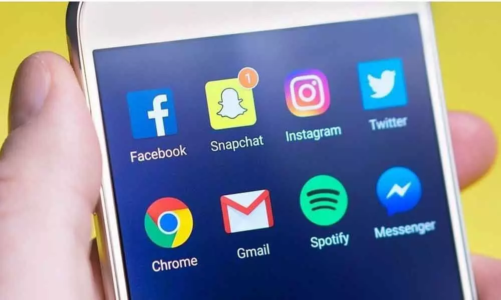 Government exploring use of AI to tackle social media misuse