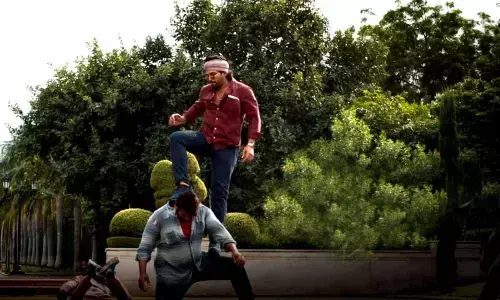 Sitharala Sirapadu finally hits Youtube