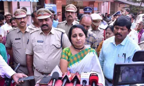 Kakinada: SWC member assures justice to rape victim