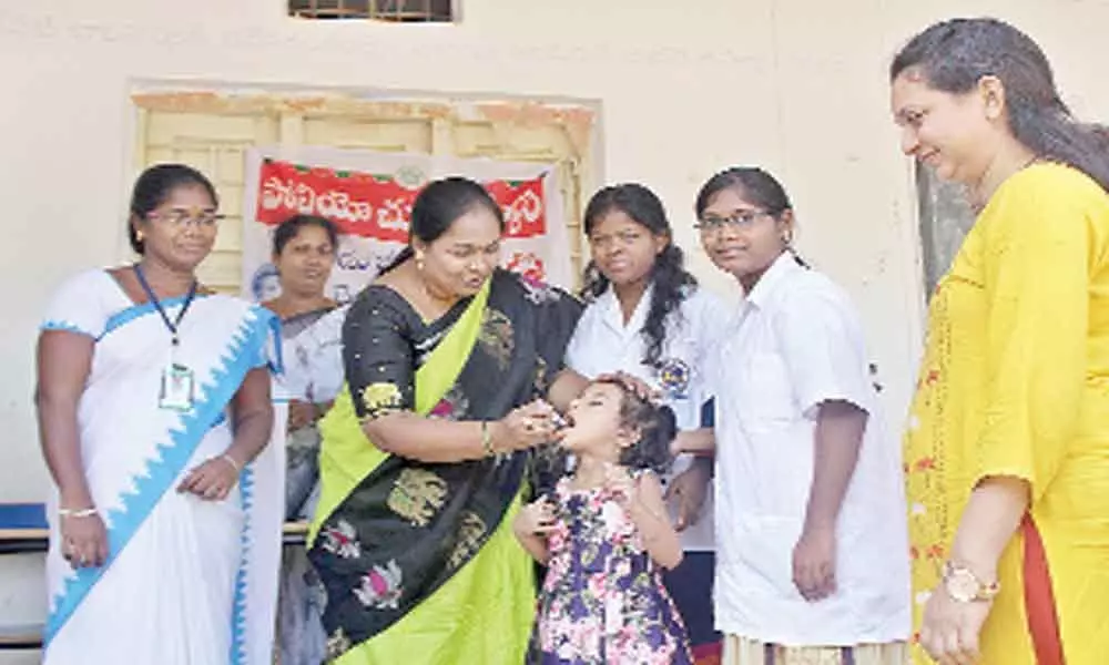 Cheruku Sangeetha takes part in pulse polio