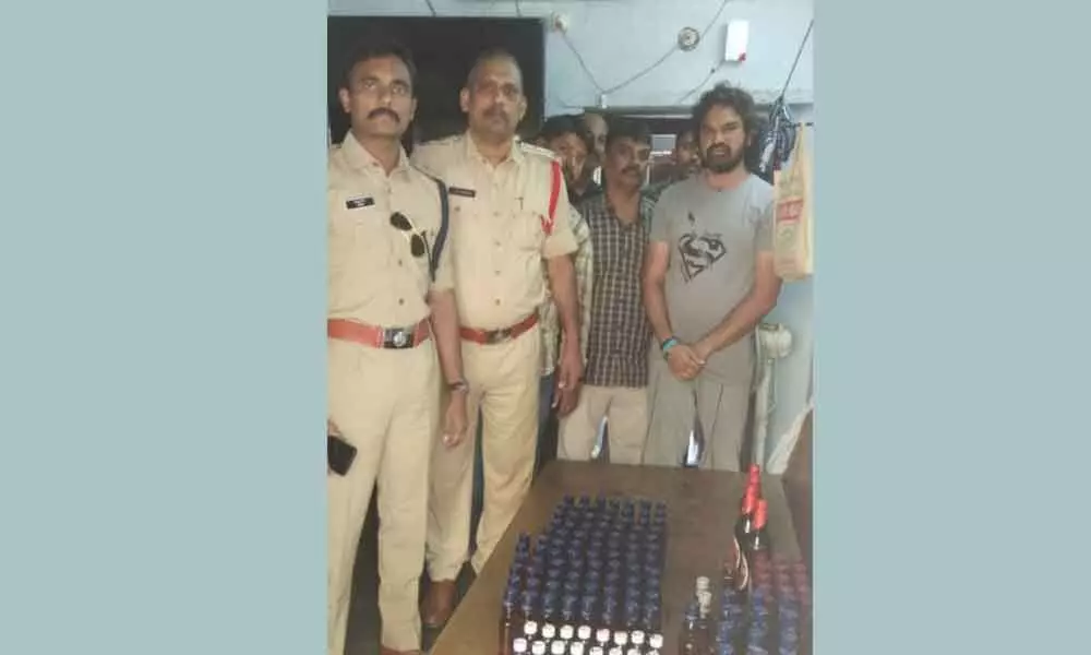Liquor worth 30K seized in Kothagudem