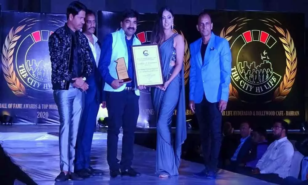 Director Dr Anand gets Hall of Fame Award