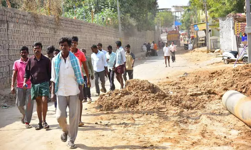 Hyderabad: Tukkuguda mired in civic mess